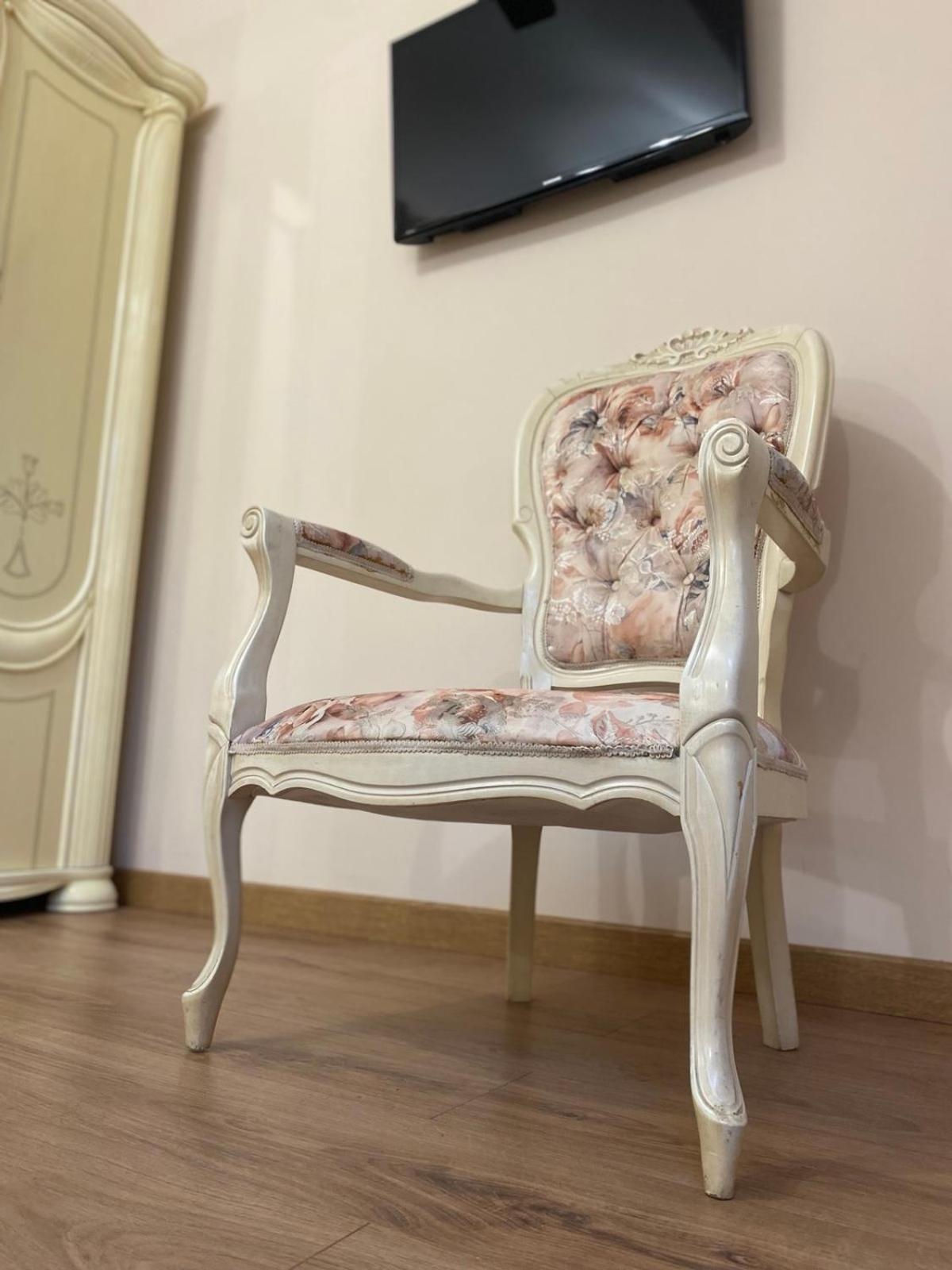 Apart Yaroslava Osmomysla 9 Square - City Center Lviv Ngoại thất bức ảnh