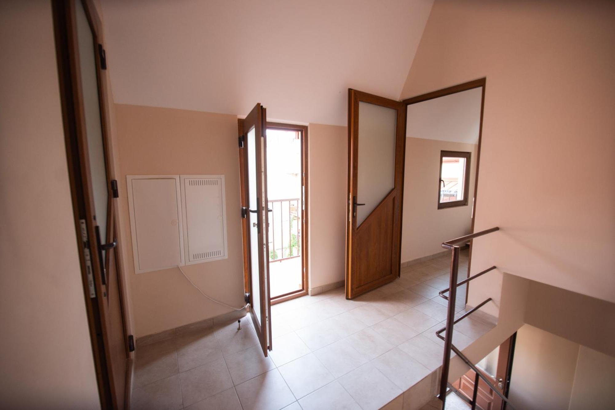 Apart Yaroslava Osmomysla 9 Square - City Center Lviv Ngoại thất bức ảnh