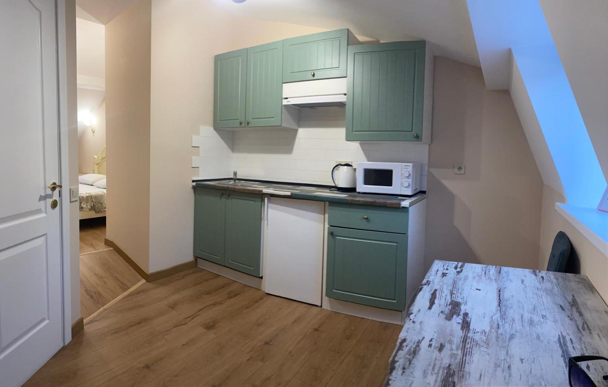 Apart Yaroslava Osmomysla 9 Square - City Center Lviv Ngoại thất bức ảnh